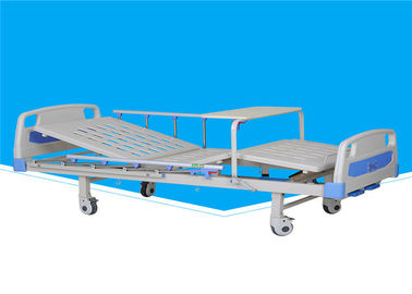 Il letto di ospedale manuale del metallo di due manovelle regolabile con l'ABS gira la Tabella